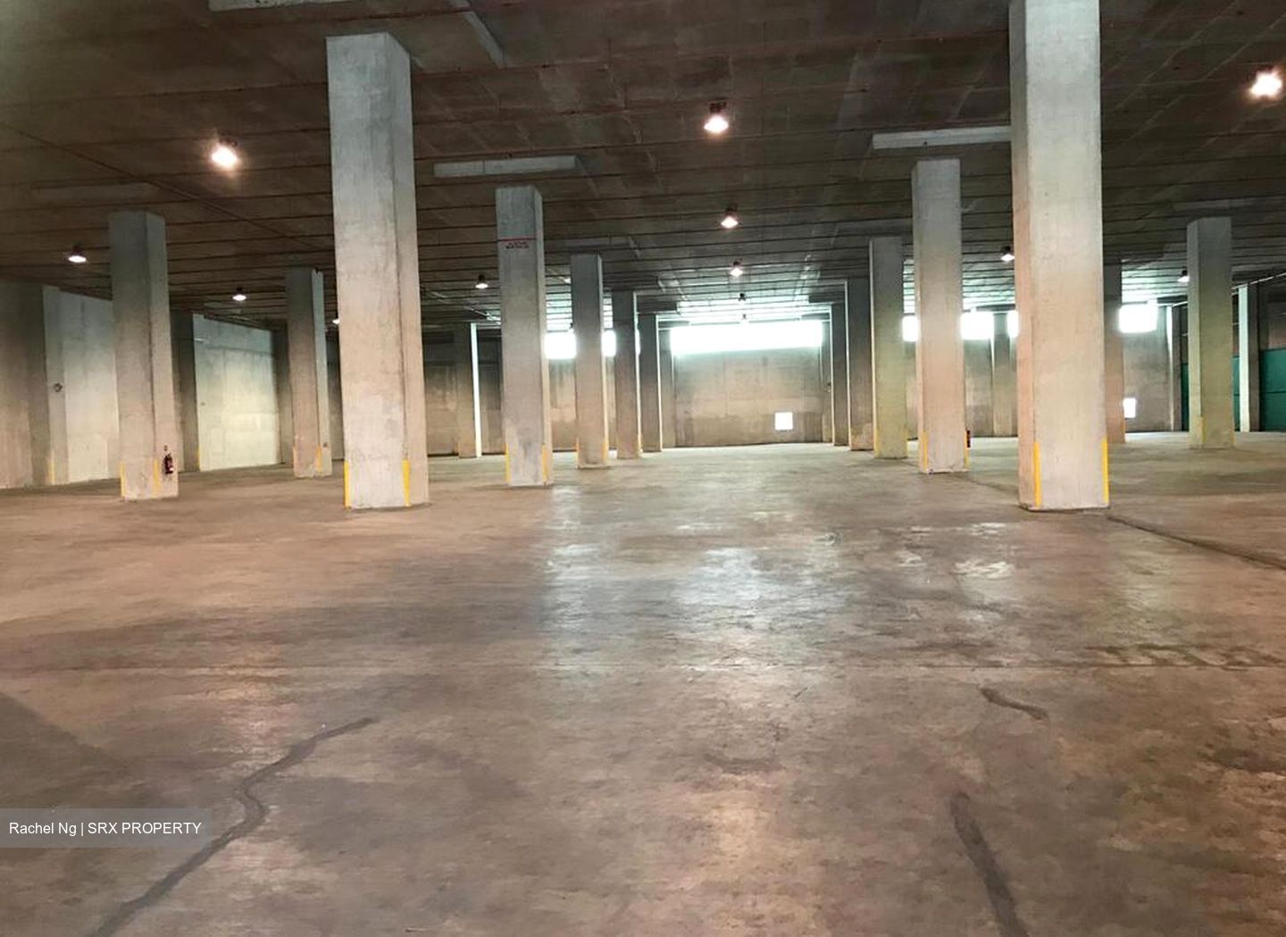 Gul Way (D22), Warehouse #510294551
